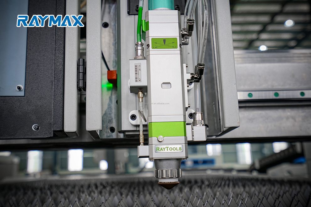 Karakteristike mašine za lasersko rezanje vlakana: